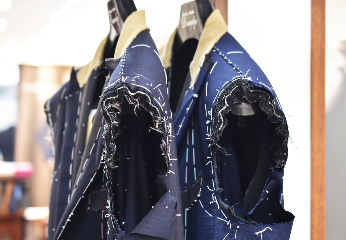 フルオーダーメイドスーツ　テーラーダンディ大阪　仮縫いのスーツ