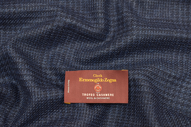Ermenegildo Zegna TROFEO CASHMERE の織ネームと生地の組み合わせ。
