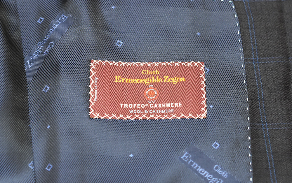 ゼニアのトロフェオカシミアで仕立てたフルオーダーメイドスーツ　織りネーム　テーラーダンディ大阪