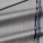 ゼニア（Ermenegildo Zegna）トロフェオの服地。グレーのヘリンボーン織りが美しいスーツ生地。